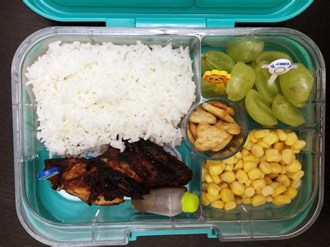 lunch boxes in the Philippines